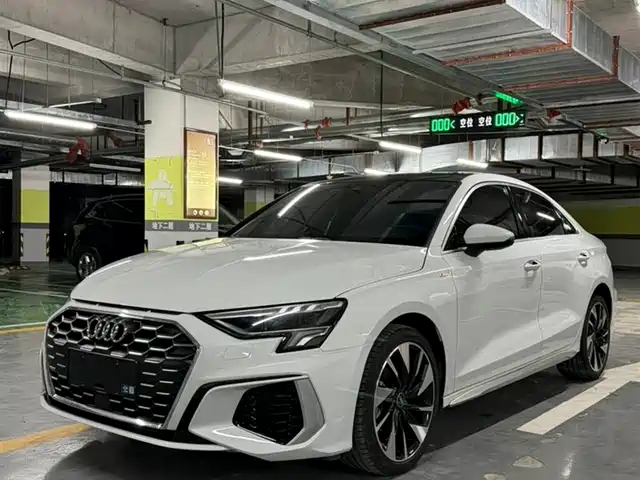 Audi A3 2023 Facelift A3L Limousine 35 TFSI Fashion Sport