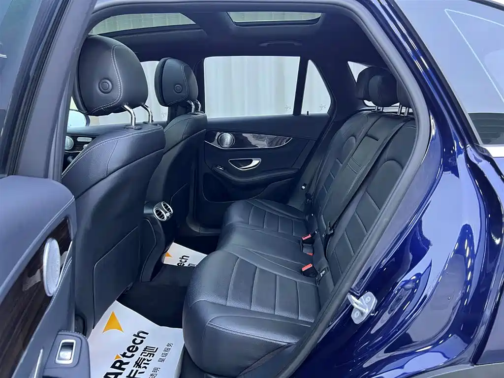 Mercedes-Benz GLC 2018 GLC 260 4MATIC Luxury фото 8