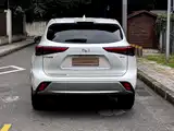 صورة 8 - Toyota Highlander