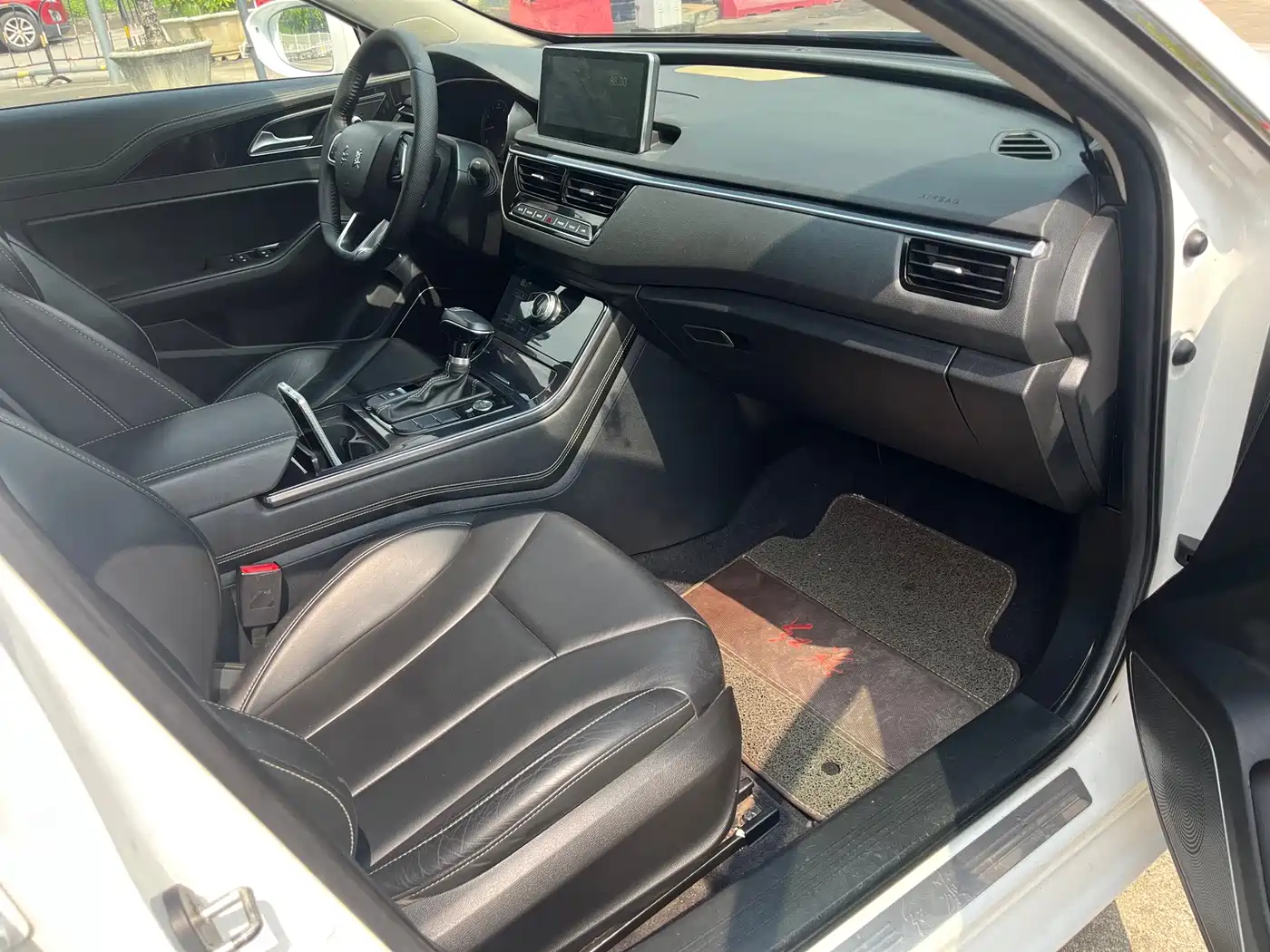 Hongqi H5 2018 2018 30TD Dynamic Edition