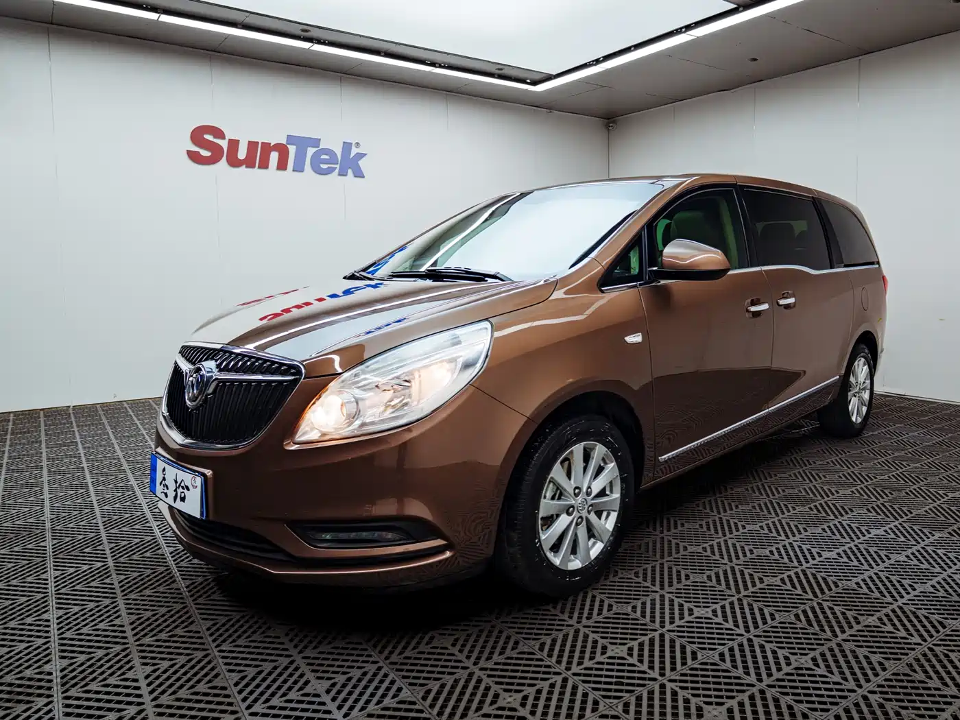 Buick GL8 2018 28T Premium Model China VI