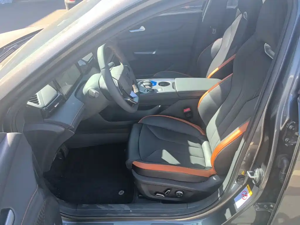 Changan UNI-V 2026 2025 3rd Generation 1.5T 500Bar Premium
