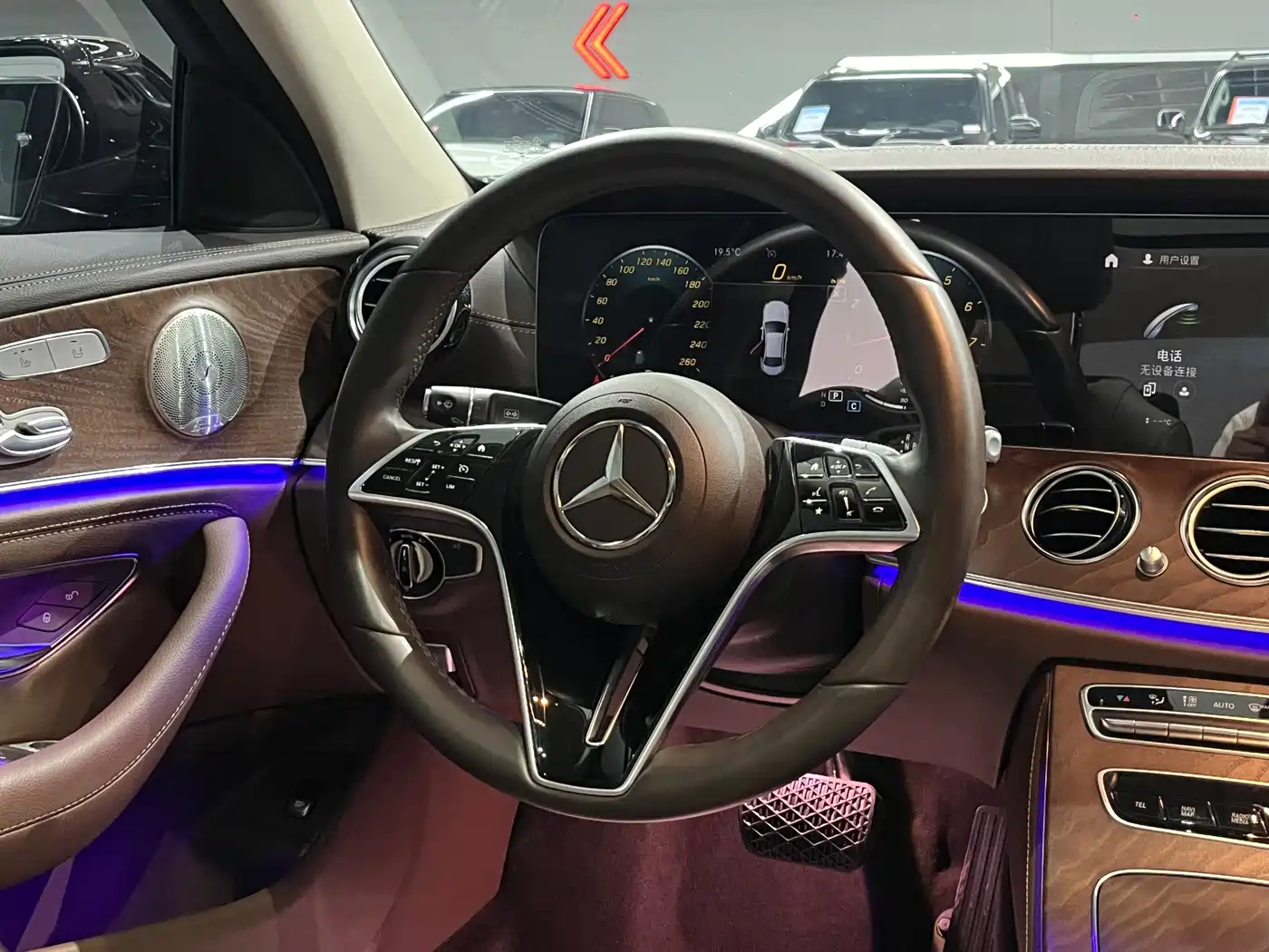 MERCEDES-BENZ E CLASS