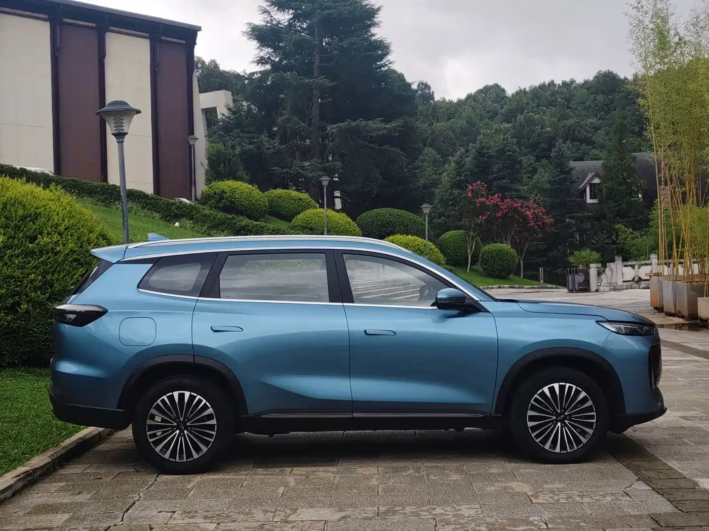 Chery Tiggo 8 PLUS C-DM 2025 2025 1.5T 116km Luxury 5-Seater