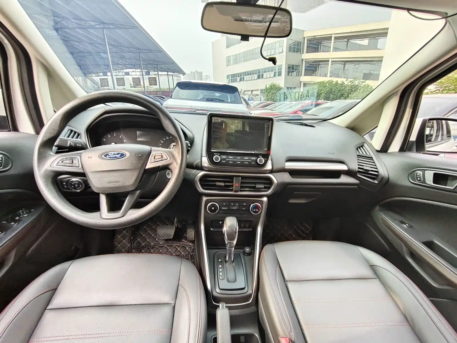 Фото 5 - Ford EcoSport