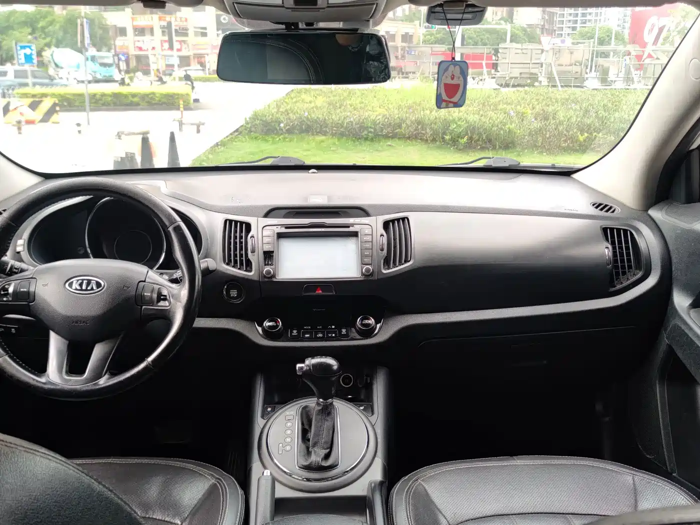 Фото 10 - Kia Sportage