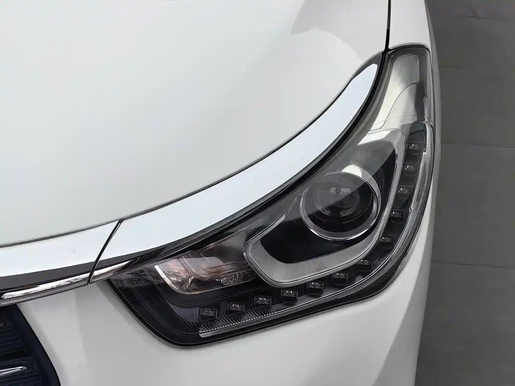 GAC Trumpchi Trumpchi GA6 2019 2016 235T DCT Luxury Edition