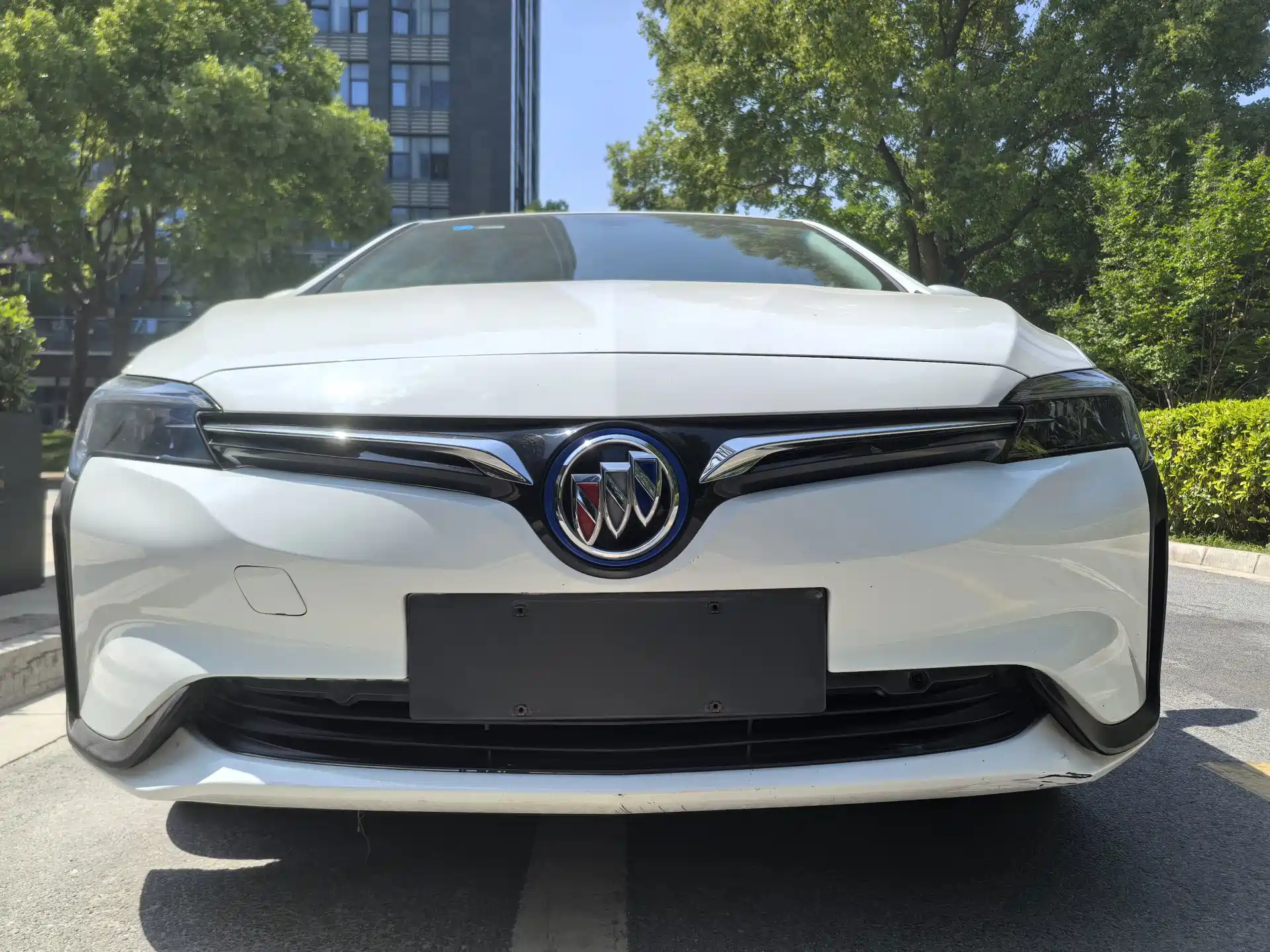 صورة 2 - Buick Velite 6