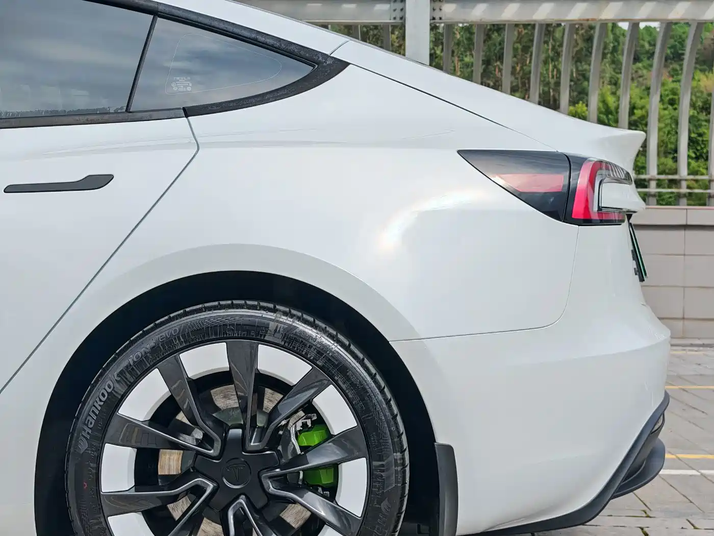 Tesla Model 3 2026 2025 Model Year Facelift Long Range All-Wheel Drive