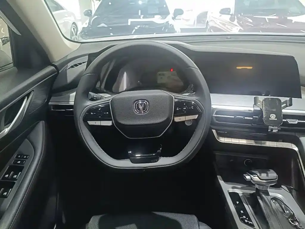Changan CS35 PLUS 2023 2023 Enjoyment Edition 1.4T DCT Luxury