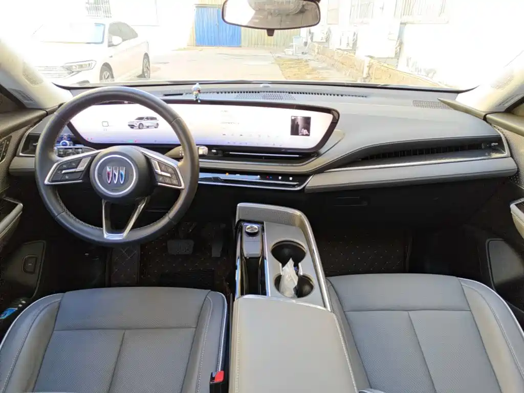 Buick E5 2025 2025 Model 620KM Premium Edition