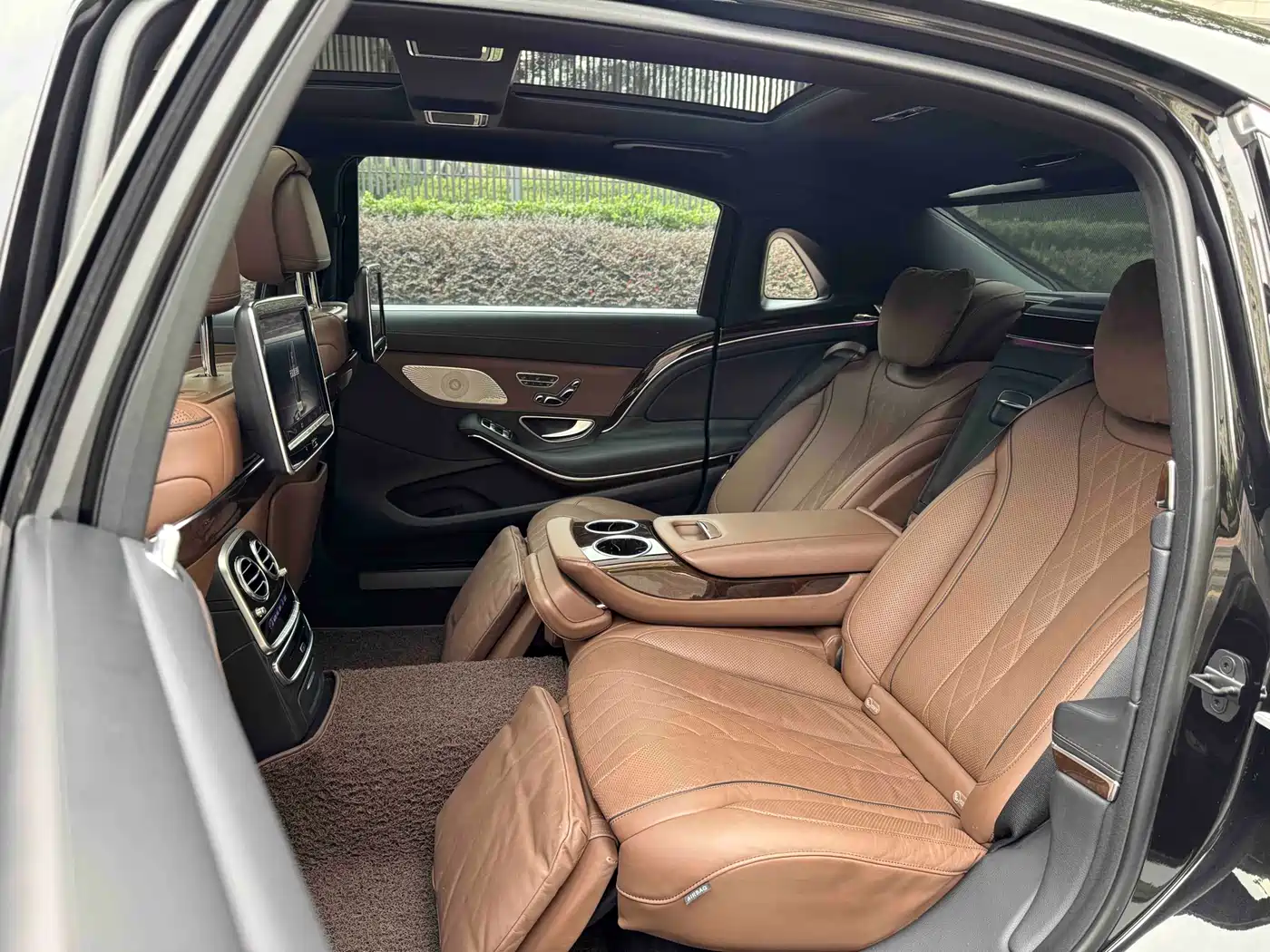 Mercedes-Benz Maybach S-Class 2016 S 400 4MATIC фото 12