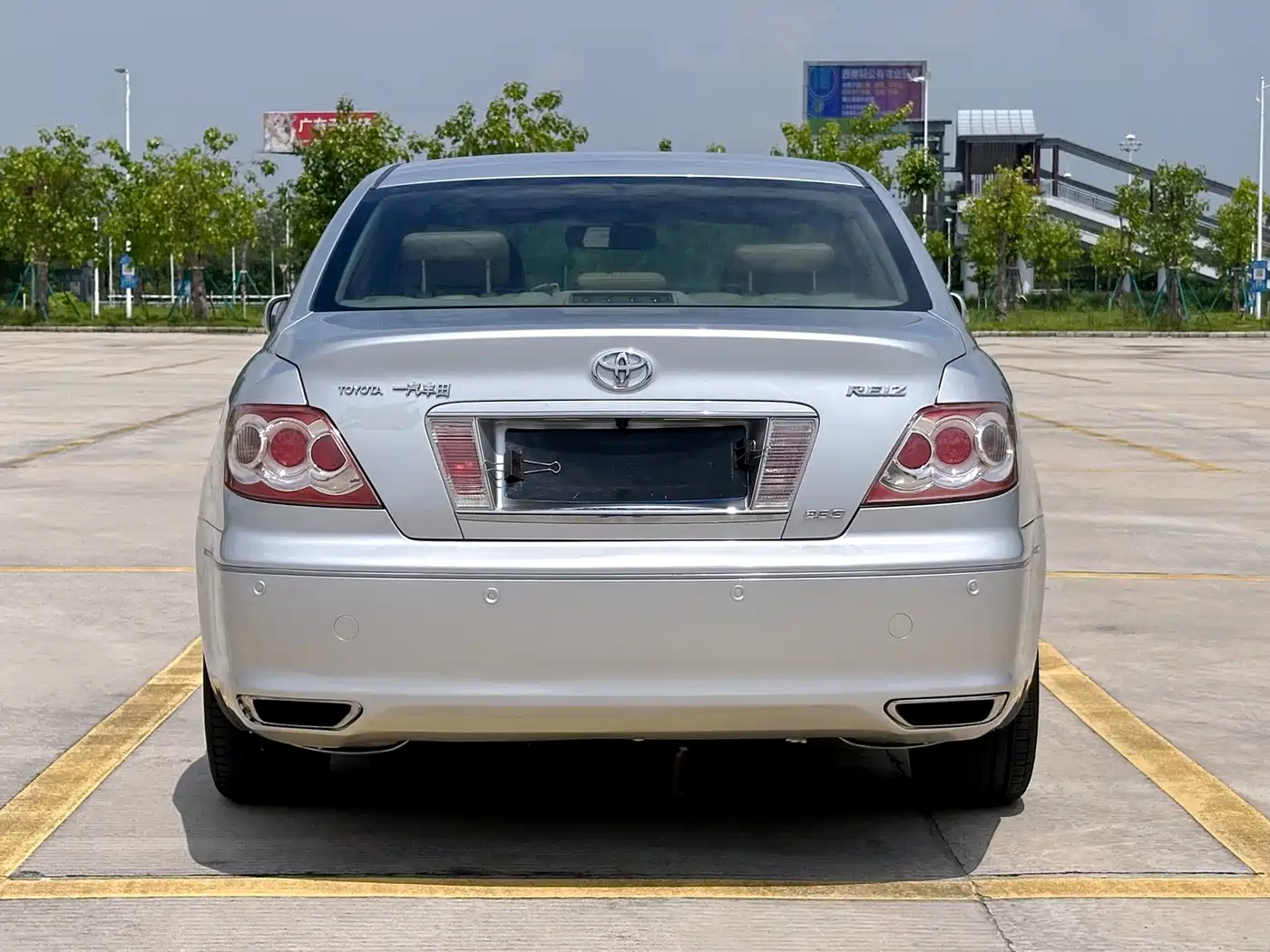 Toyota Reiz 2008 2007 2.5V Sunroof Edition