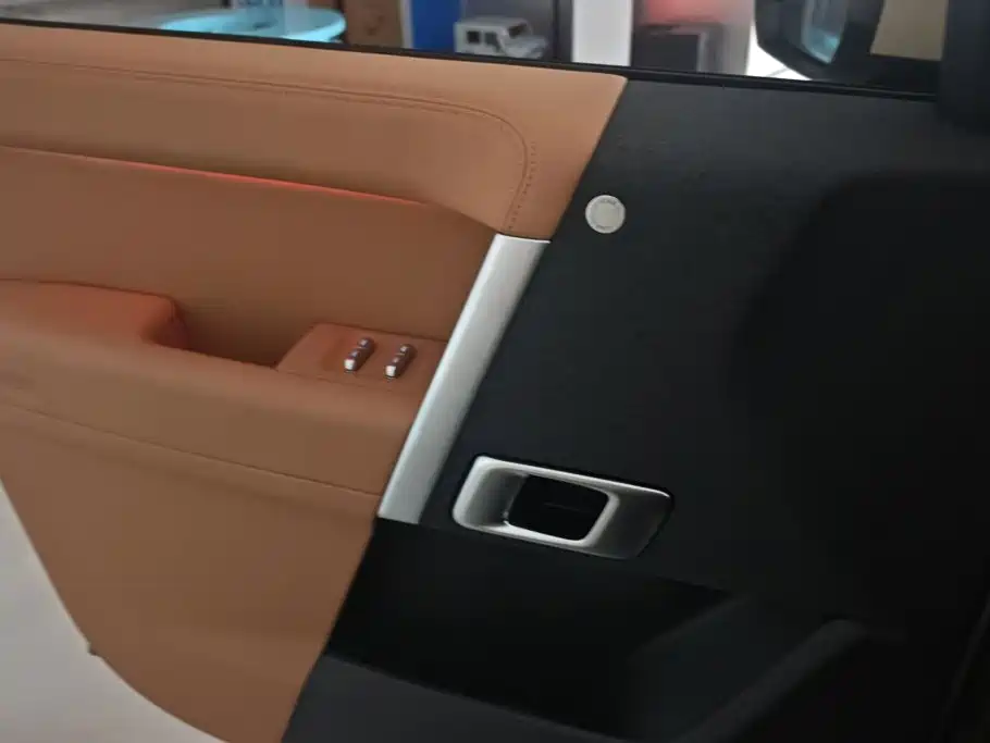 iCAR V27 2026 2025 Model Base