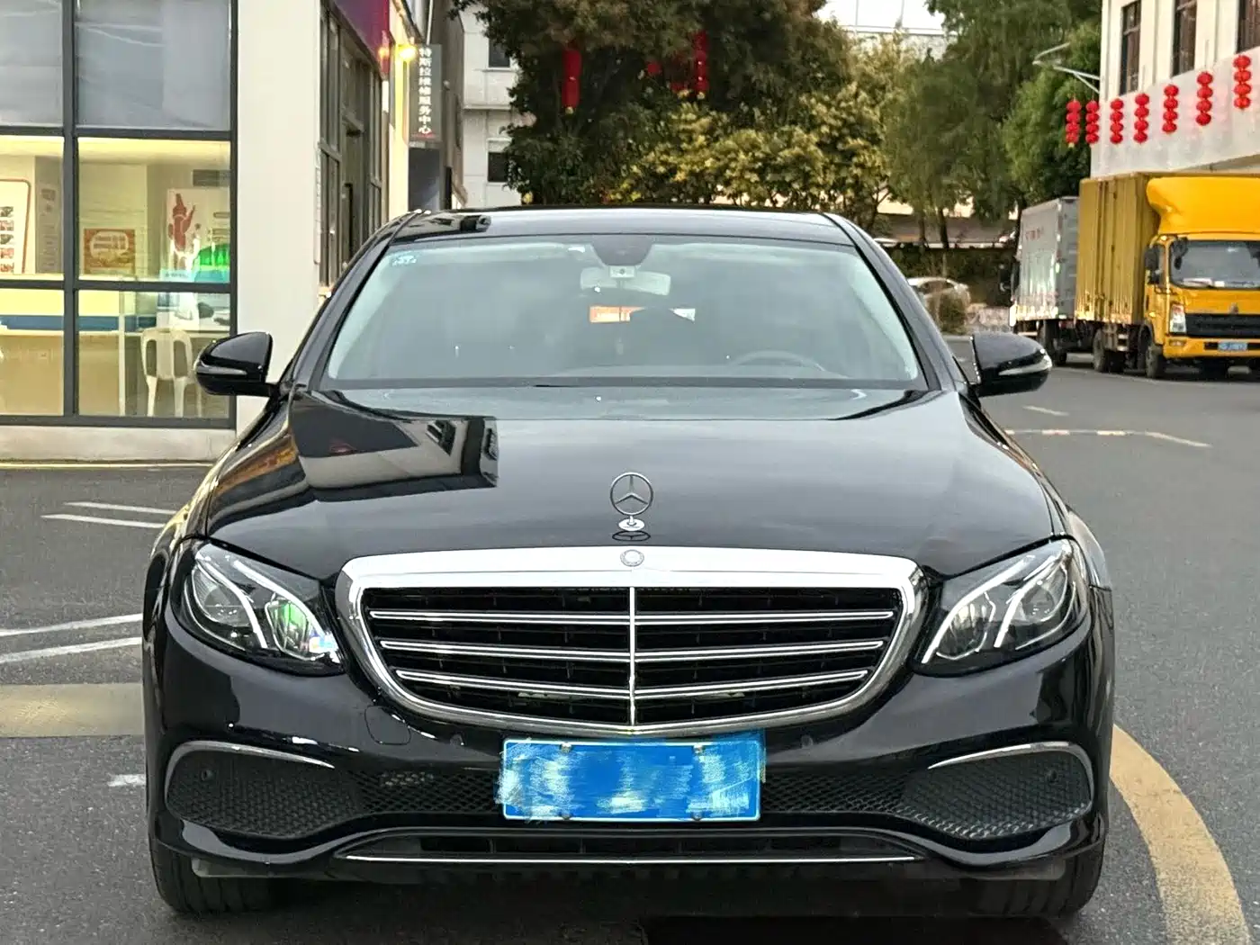 Mercedes-Benz E-Class 2018 Facelift E 200 L фото 2