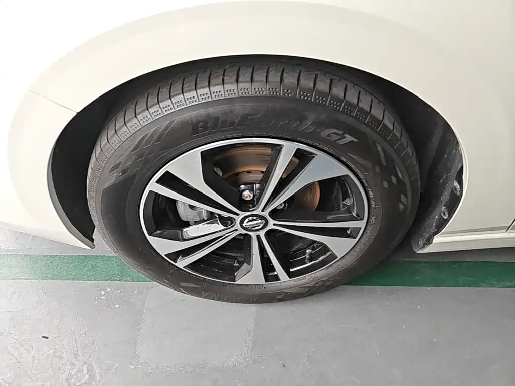Nissan SYLPHY, миниатюра 23