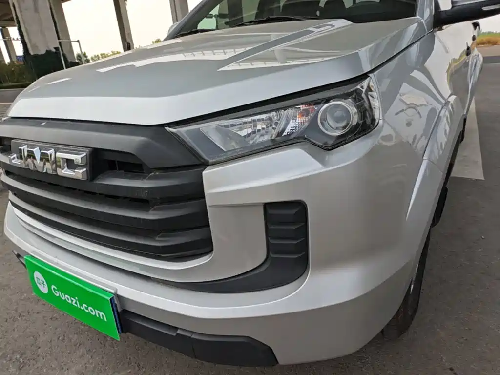 Jiangling Baodian 2024 2023 2.5T Diesel 4WD Comfort Edition Standard Wheelbase JX4D25A6L