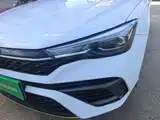 Фото 24 - Roewe i5