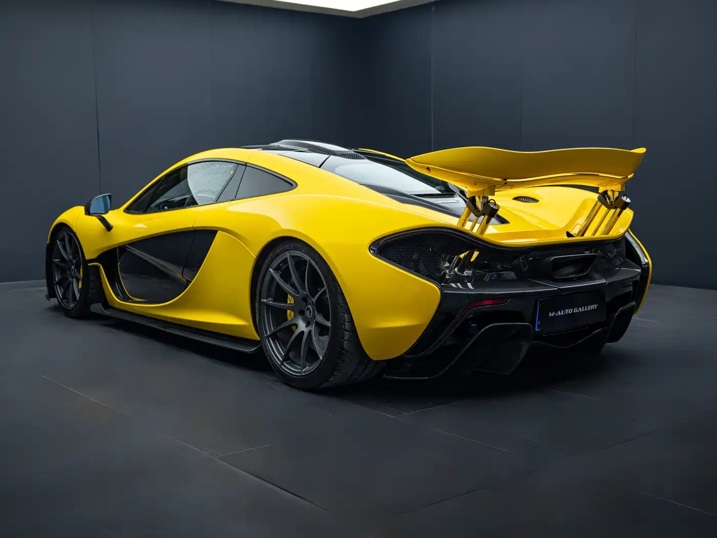 McLaren P1 2015 2014 3.8T Standard