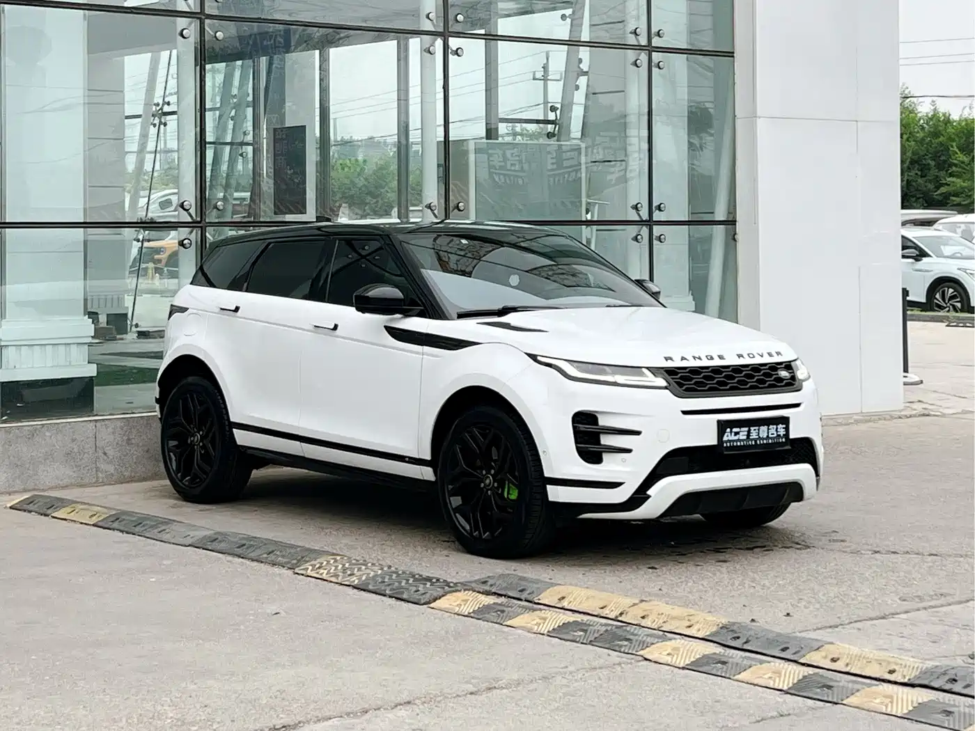 Фото 3 - Land Rover Range Rover Evoque