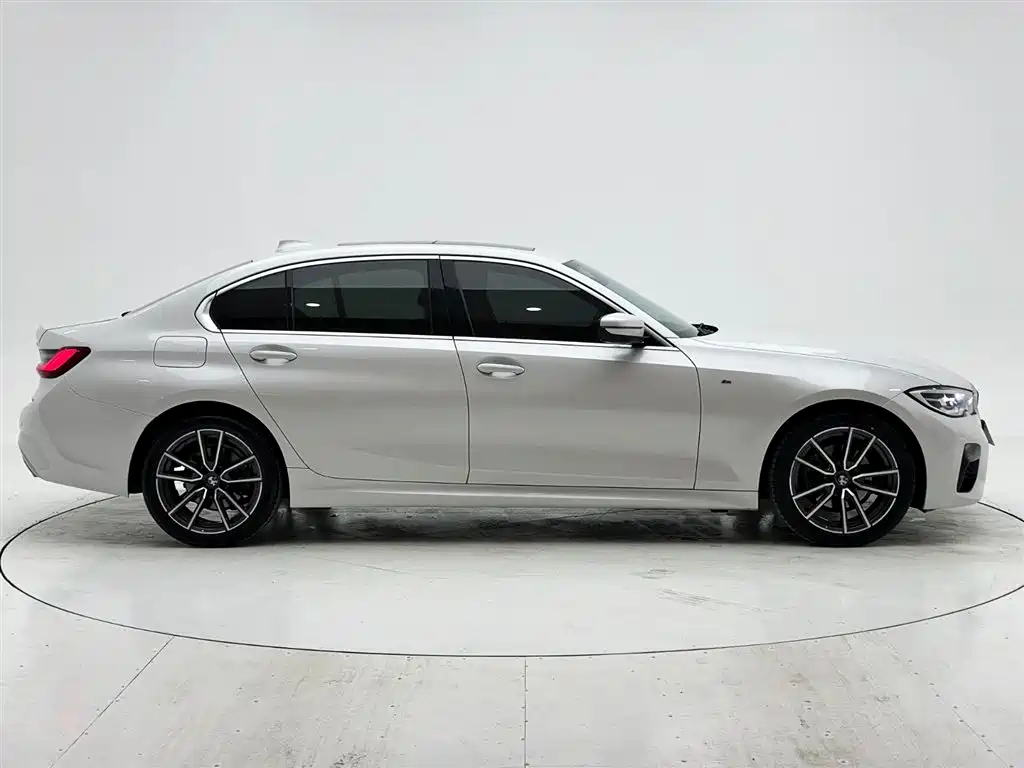 BMW 3 Series 2022 Facelift 320Li M Sport Package фото 9