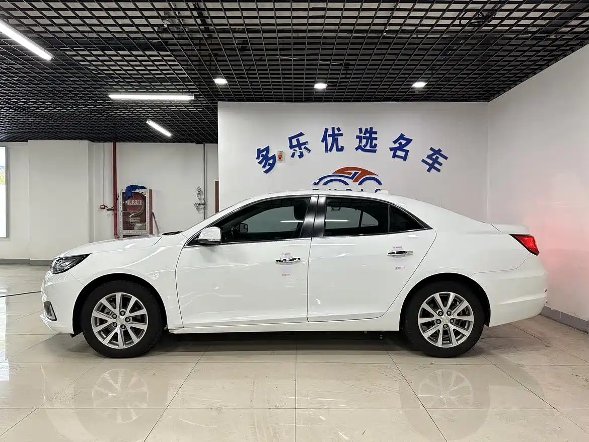 Chevrolet Malibu 2018 530T Automatic Luxury Edition фото 7