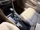 Фото 11 - Honda Accord