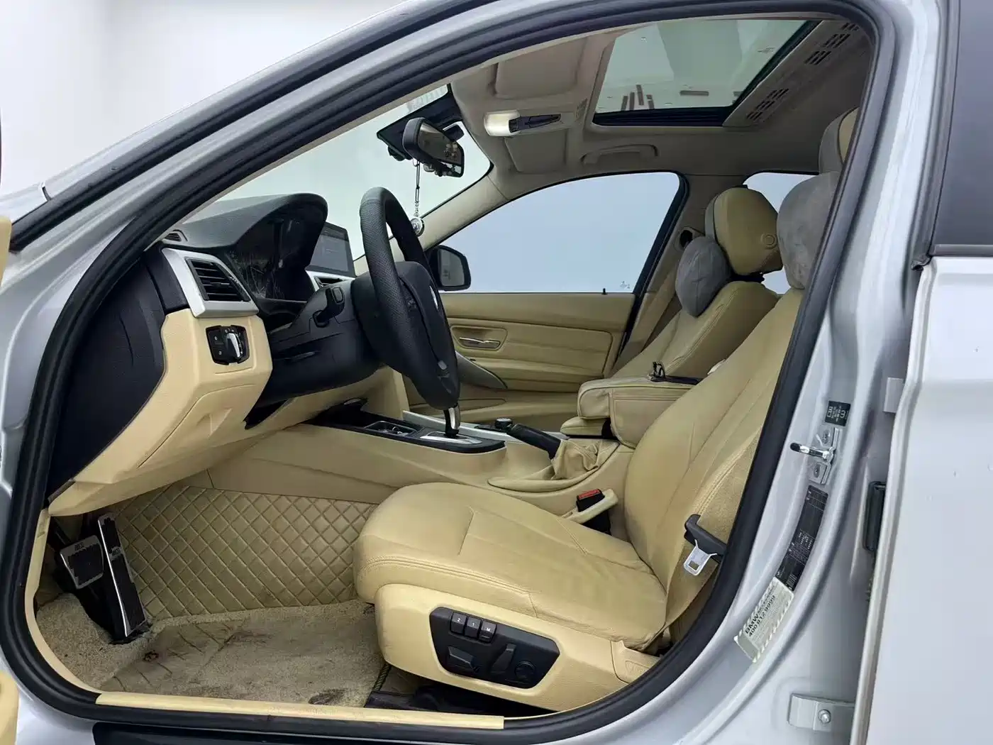 BMW 3 Series (Import) 2012 2013 320i Fashion Model