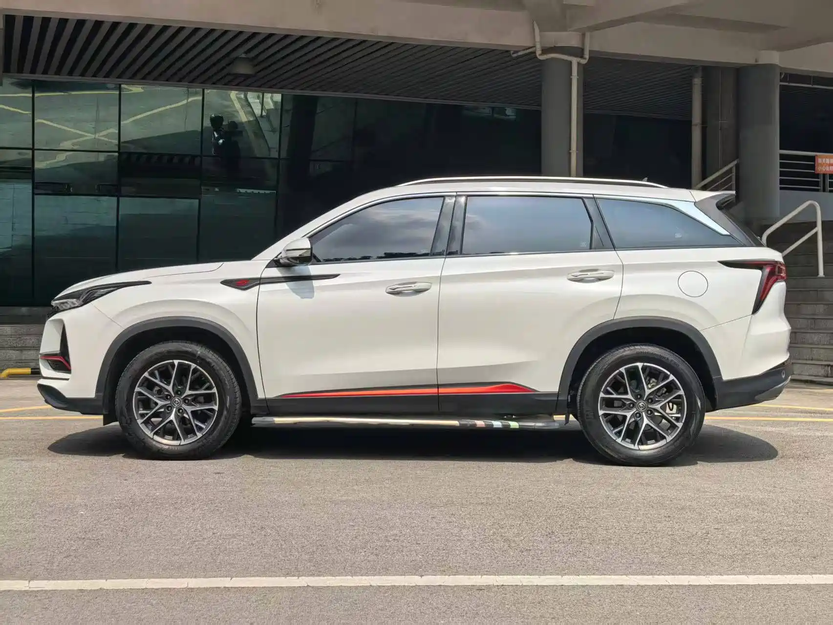 Фото 5 - Changan CS75 PLUS