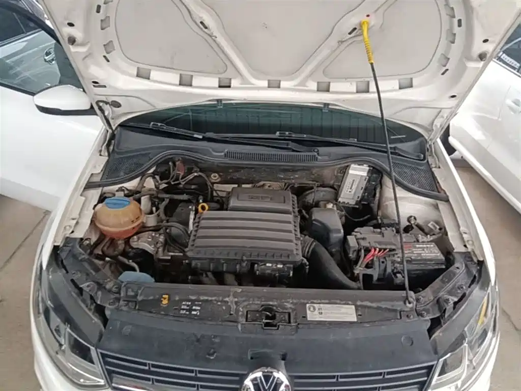 Volkswagen Polo 2016 1.6L Automatic Comfort фото 20