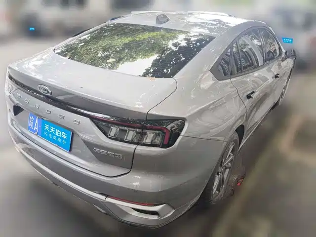 Ford Mondeo 2025 2.0T EcoBoost Luxury — фото 2