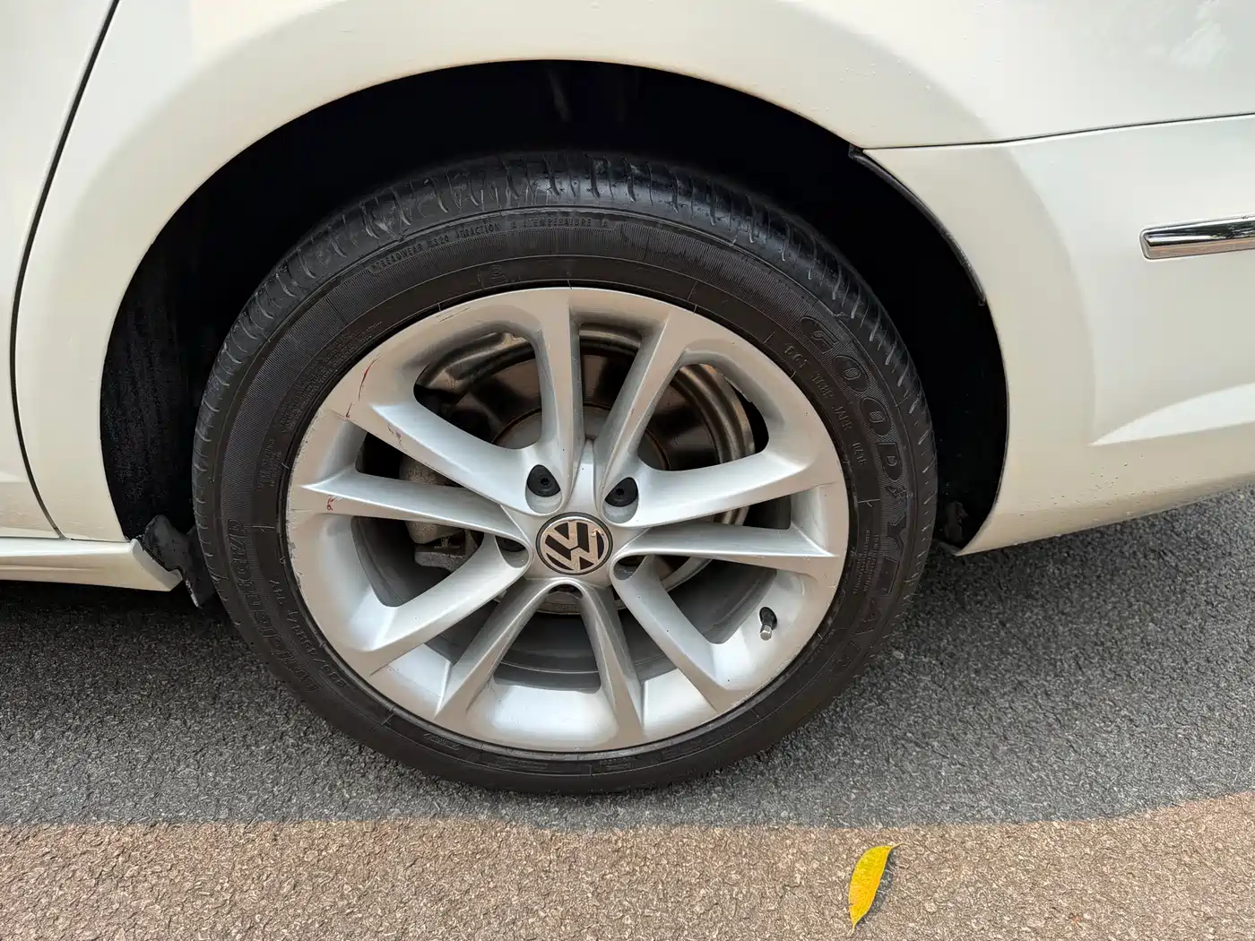 Volkswagen FAW-Volkswagen CC 2012 1.8TSI Premium фото 18