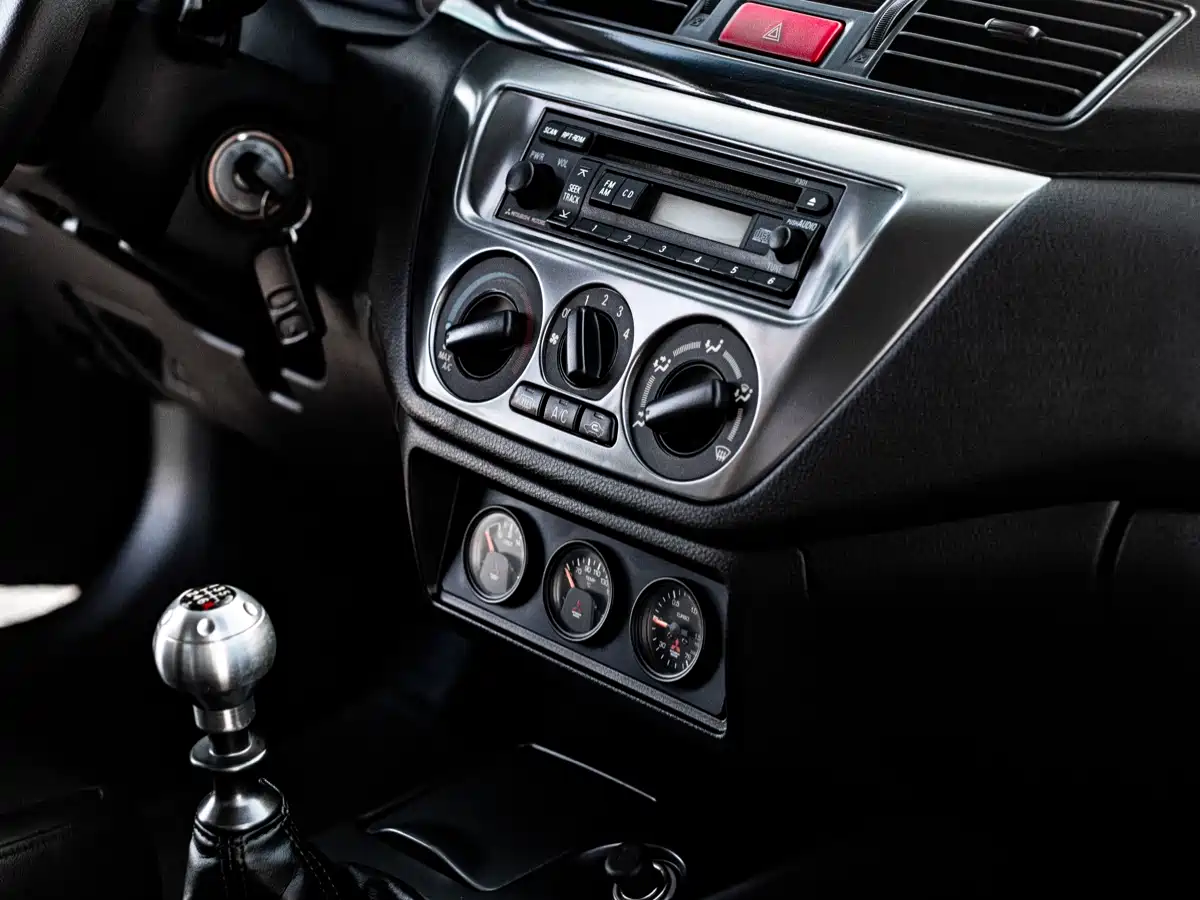 Mitsubishi Lancer 2006 2.0T EVO IX фото 21