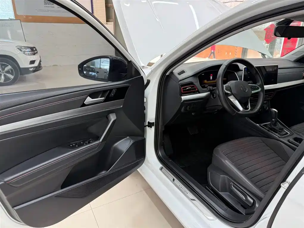 Volkswagen Lavida 2023 280TSI DSG Starlight Comfort Edition фото 8