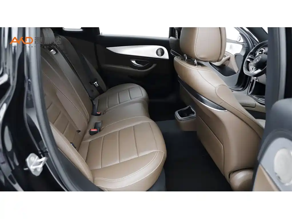 Mercedes-Benz E-Class 2022 Model Facelift II E 260 L Sport фото 8