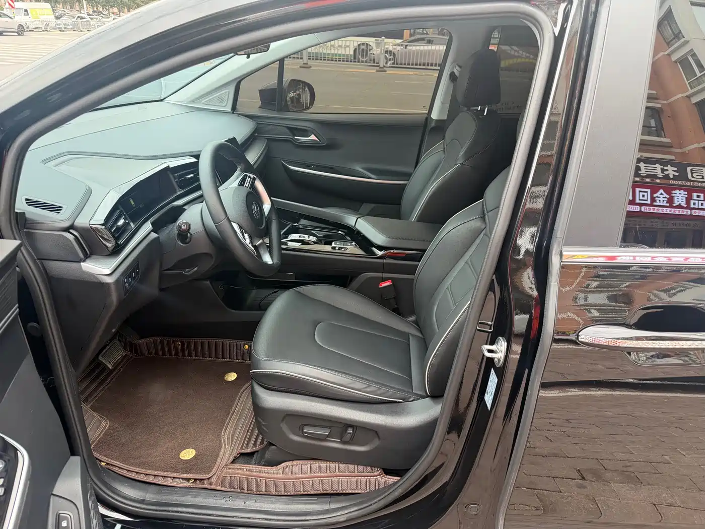 Hyundai Custo 2026 2024 270TGDi LUX Premium Edition