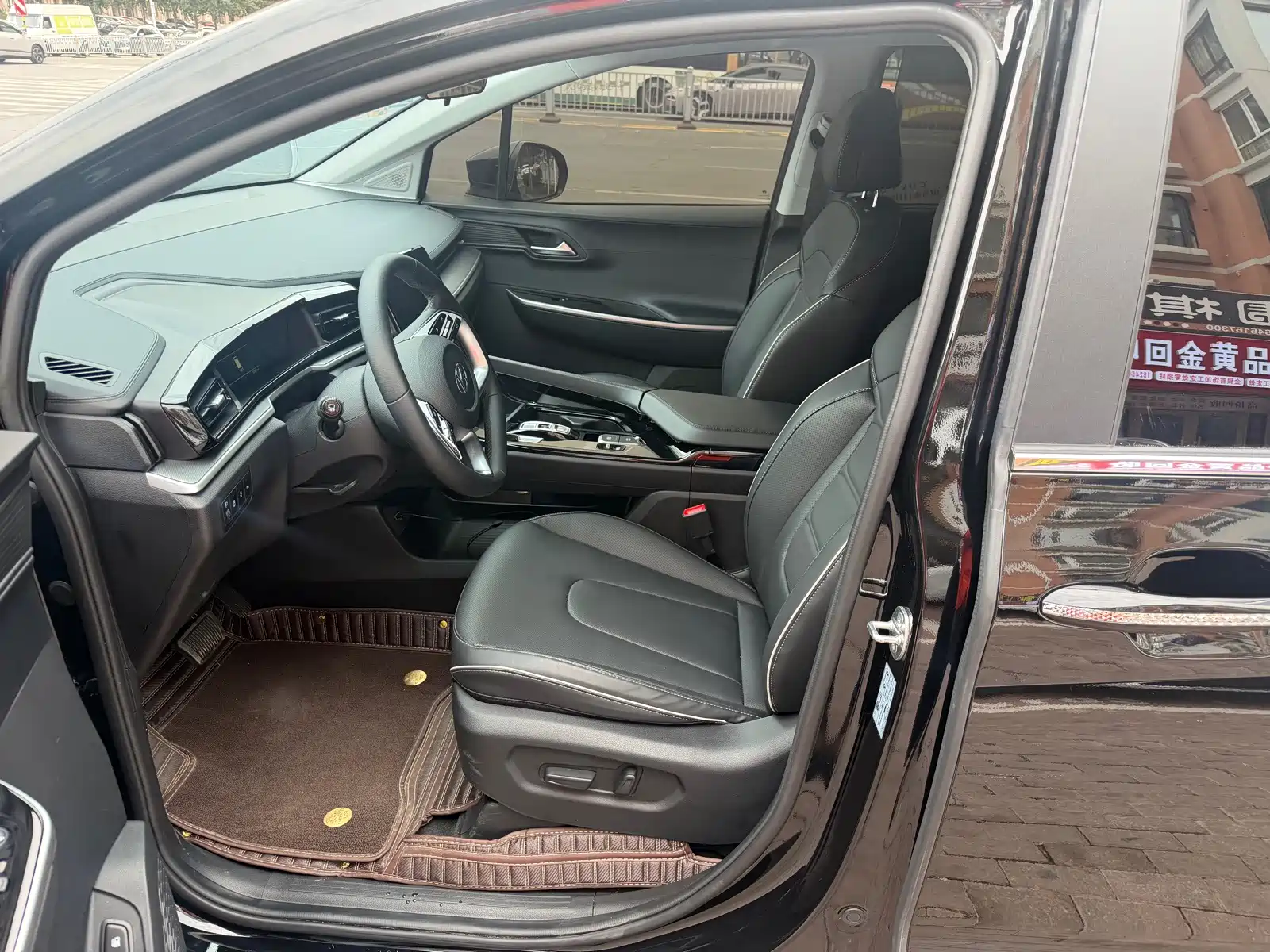 Фото 6 - Hyundai Custo