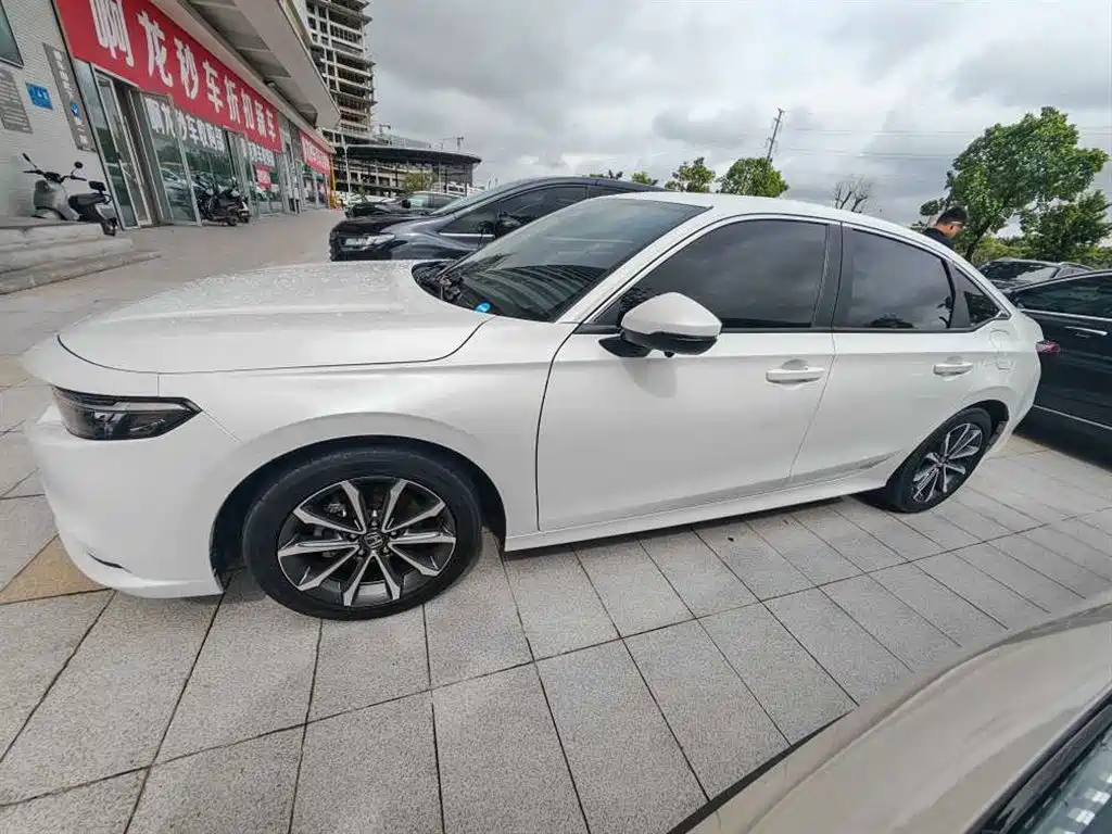 Honda Integra 2025 2023 240TURBO CVT Luxury Edition