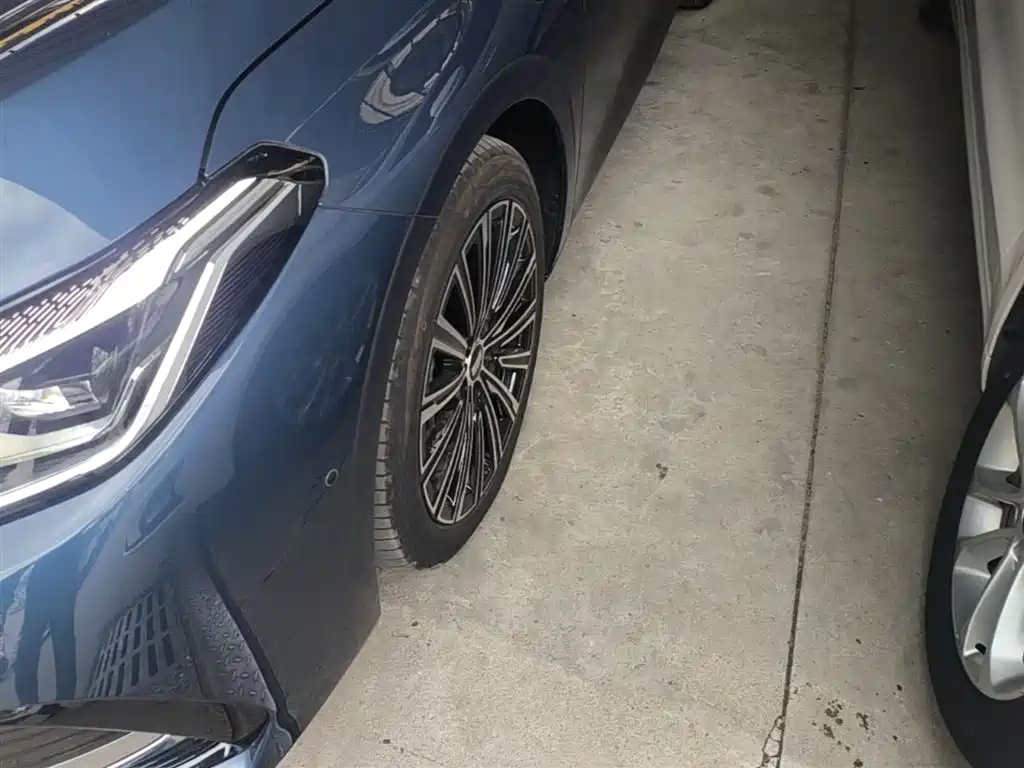Geely Galaxy Galaxy A7 2025 EM-i фото 23