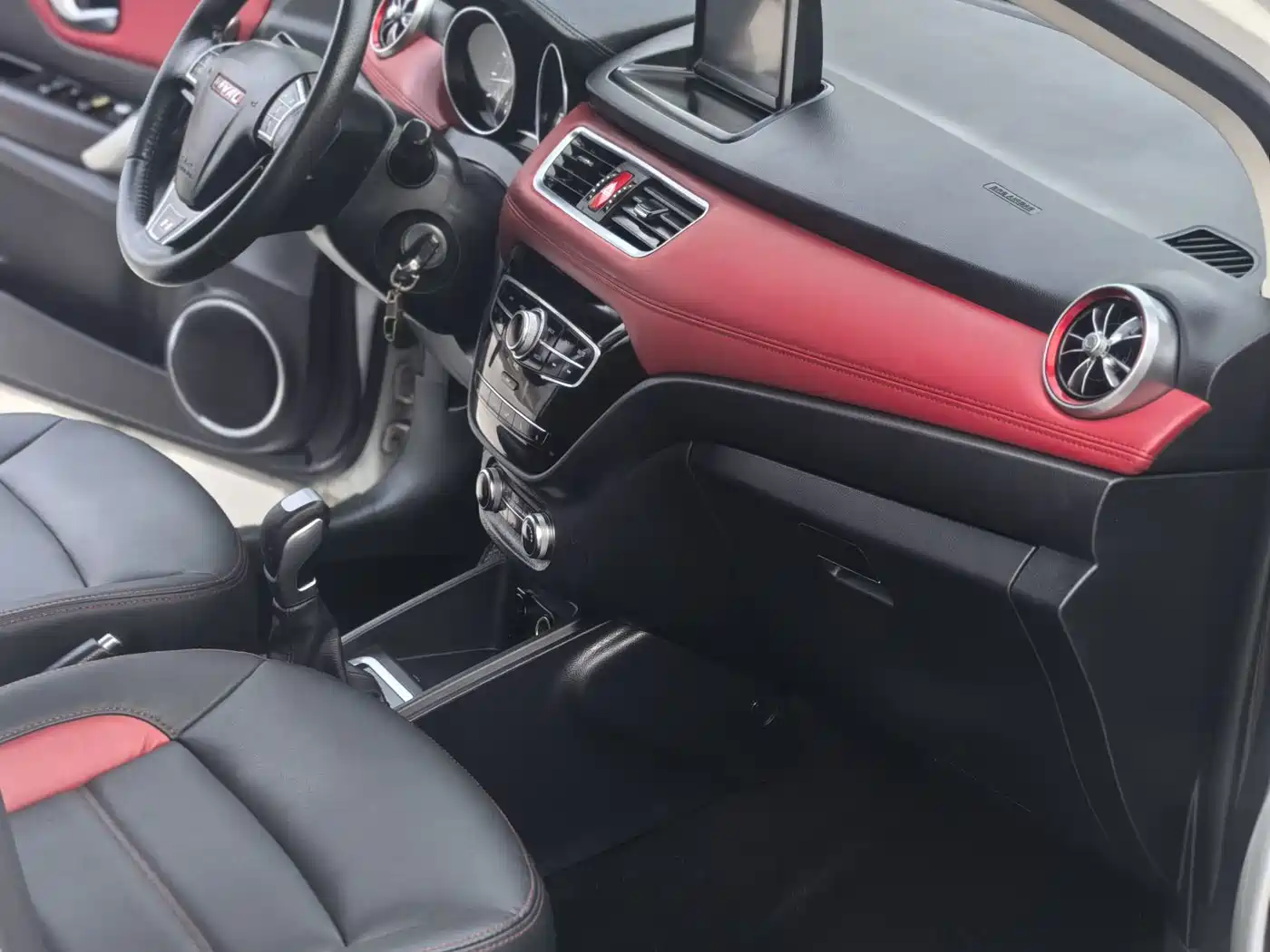 Haval H1 2015 2015 1.5L AMT Luxury