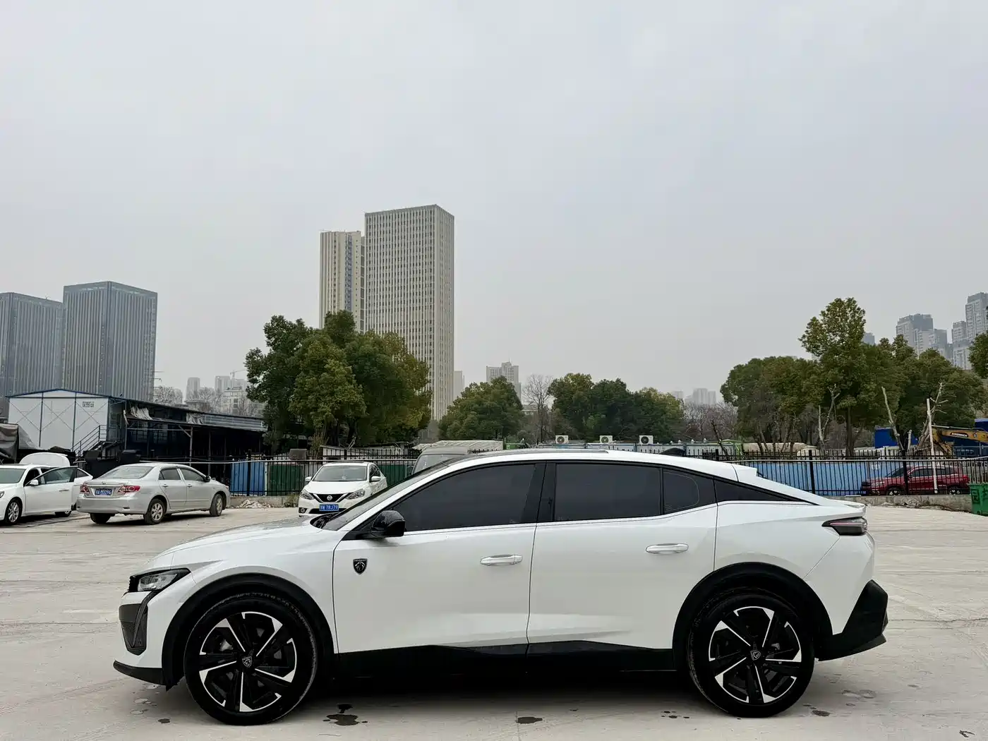 Peugeot 408X 2023 Charm Edition фото 5