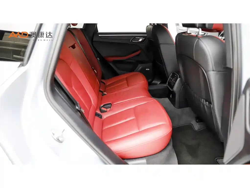 Porsche Macan 2018 Macan 2.0T фото 8