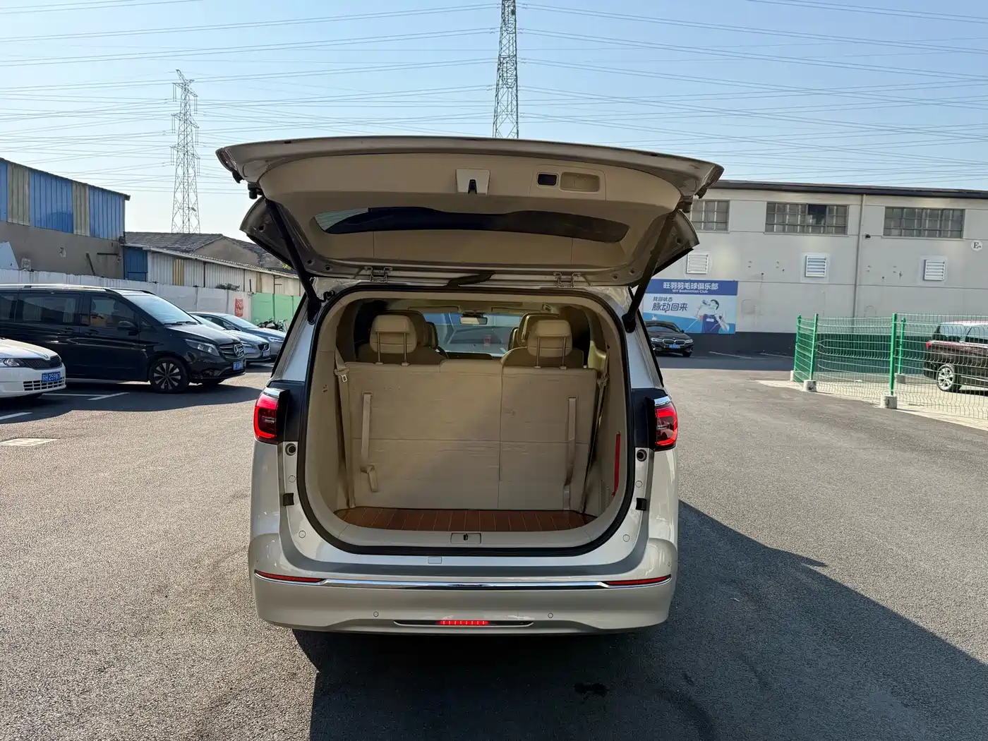 Buick GL8 2022 ES Landmark 653T Luxury фото 30