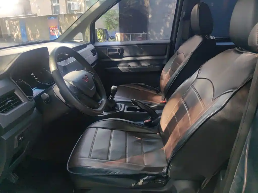Wuling Motors Wuling Hongguang PLUS 2023 2020 1.5L Manual Standard 5-seater