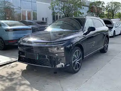 Xpeng G9