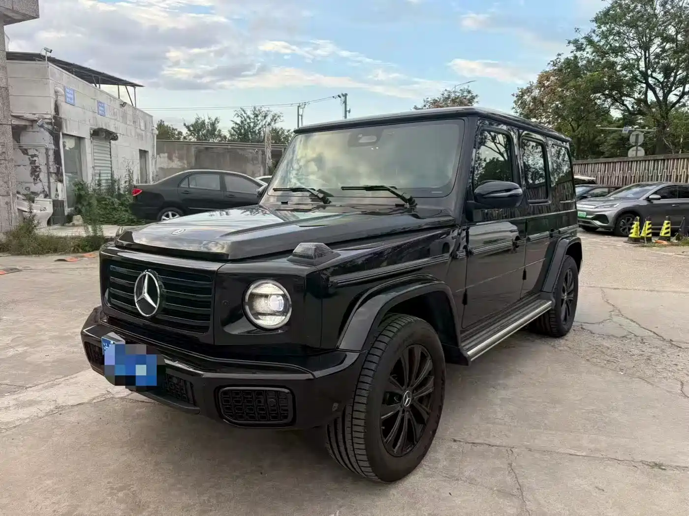 Similar car