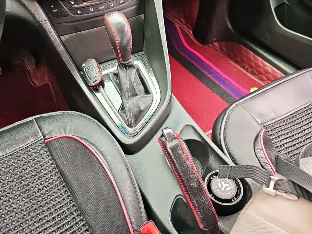 Фото 14 - Buick Excelle
