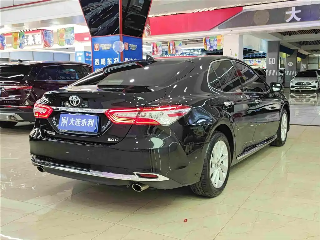Toyota Camry 2024 2023 2.0G Luxury Edition