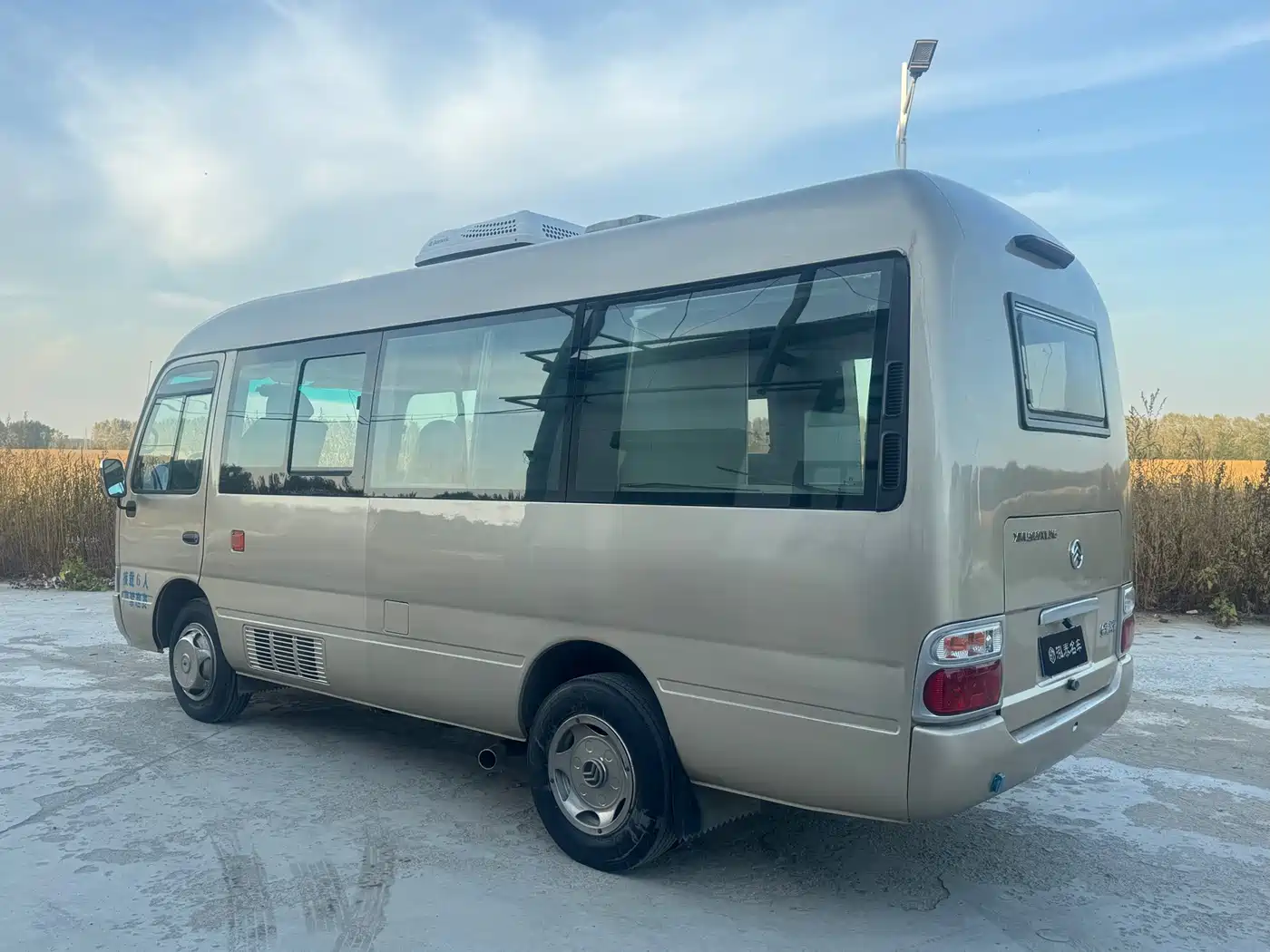 Golden Dragon Coaster 2015 2010 3.9T Diesel Premium Edition D4DD