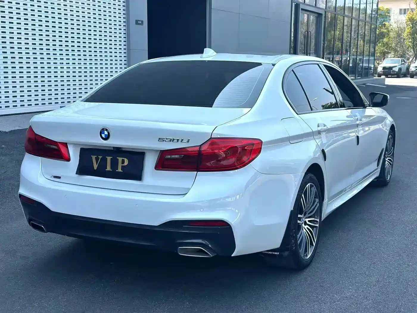 Фото 9 - BMW 5 Series
